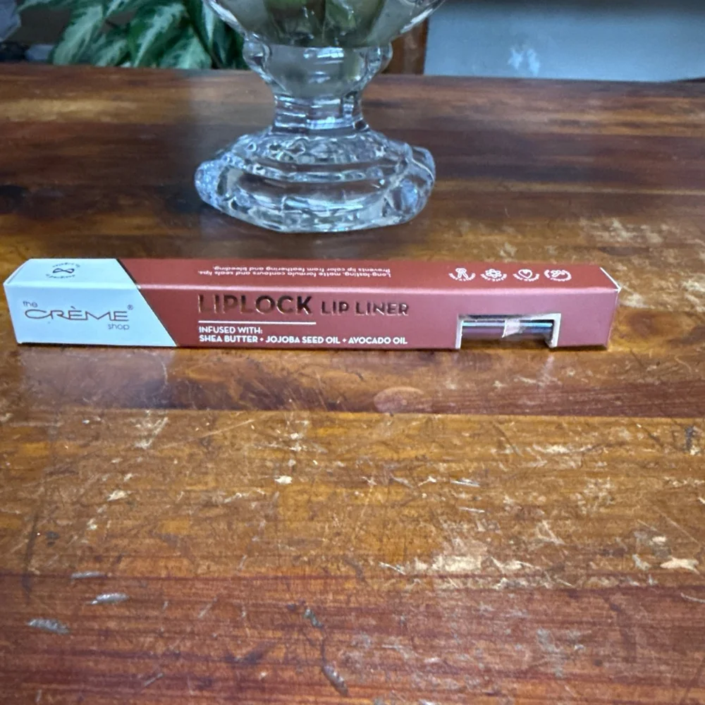 The Crème Shop LipLock Lip Liner in Penny Lane